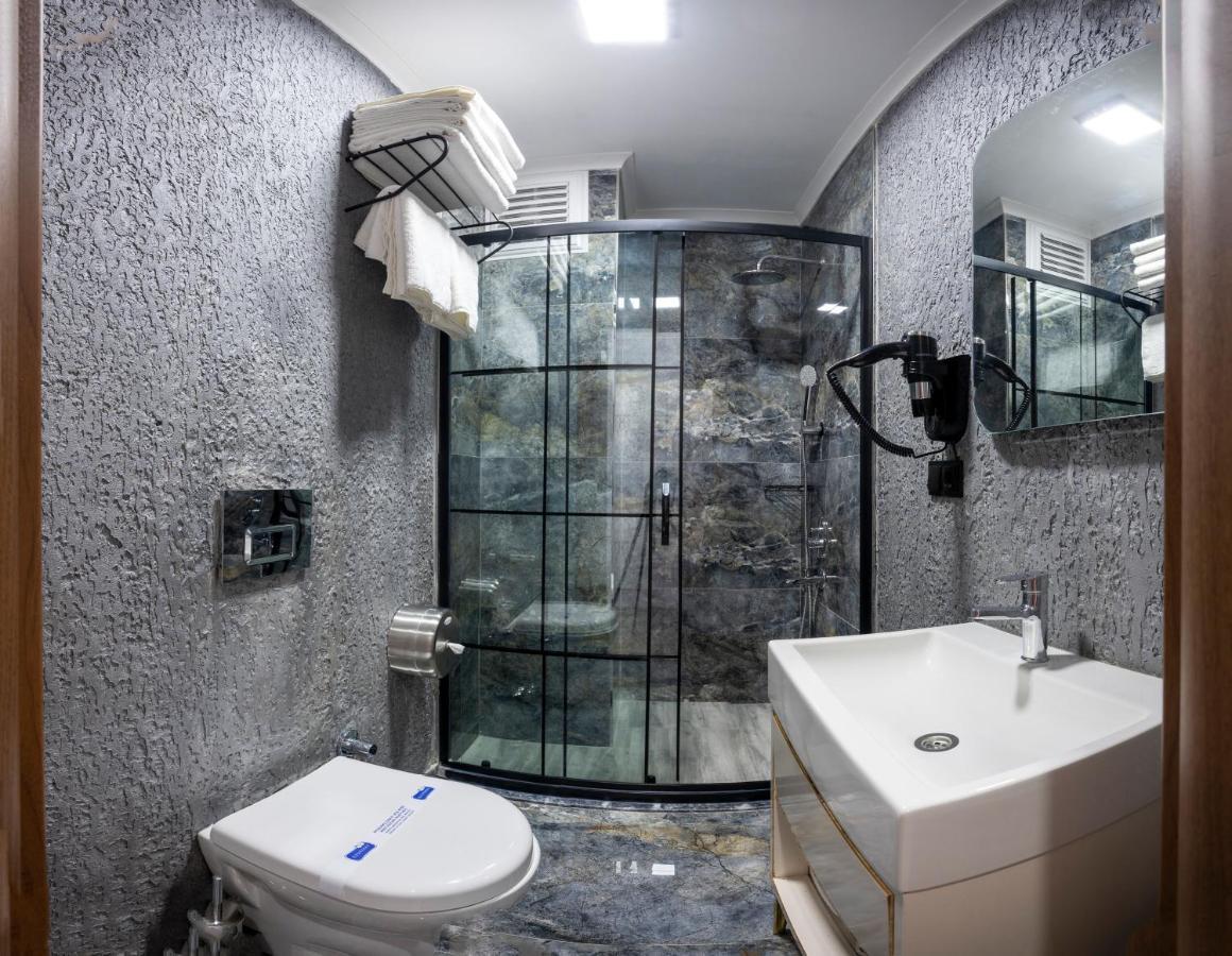 Luxury Airport Hotel By Zazzoni-Istanbul Airport Arnavutkoy Exterior foto
