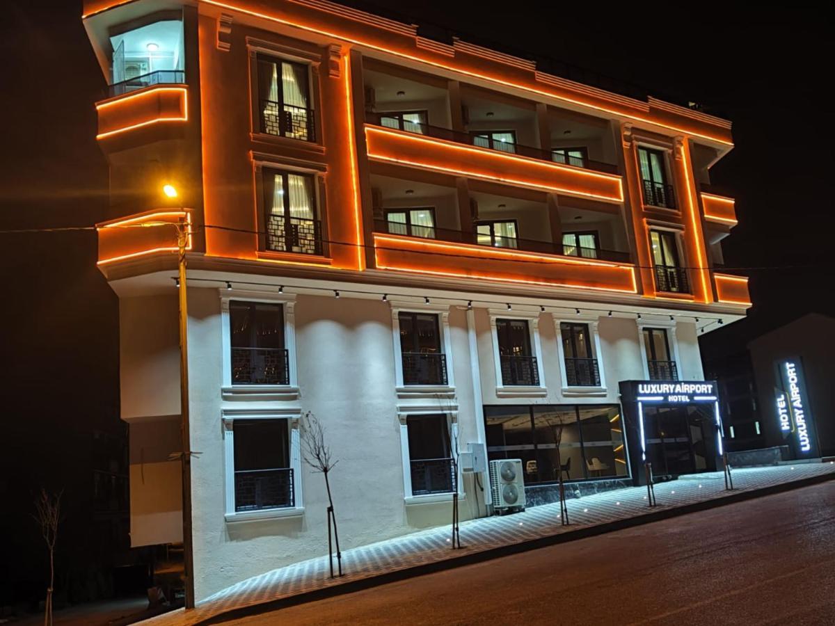 Luxury Airport Hotel By Zazzoni-Istanbul Airport Arnavutkoy Exterior foto